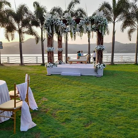 Aquarius Resort Gorhe Khurd Exterior foto