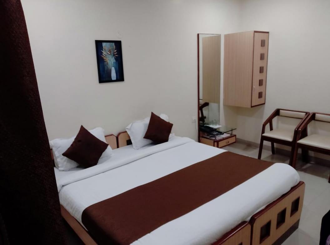 Aquarius Resort Gorhe Khurd Exterior foto