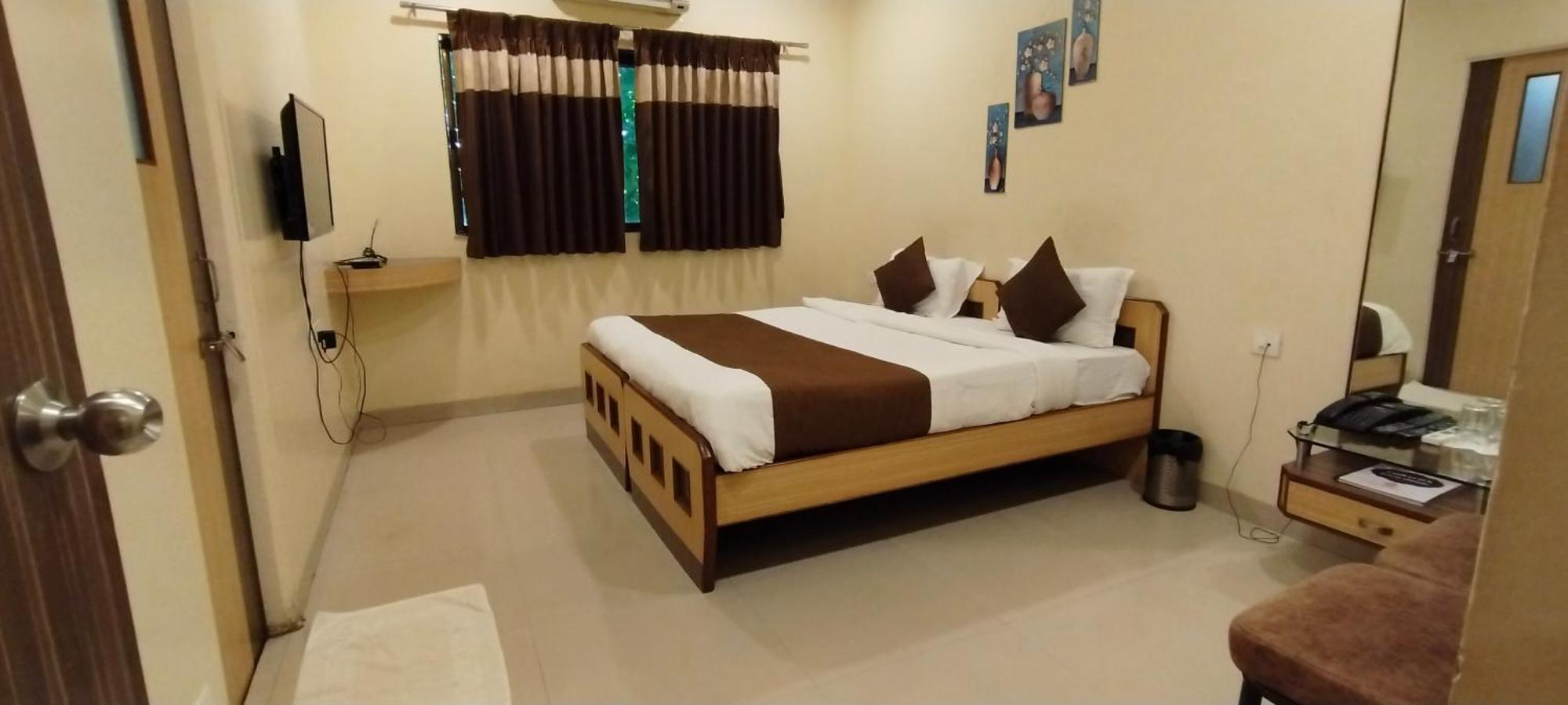 Aquarius Resort Gorhe Khurd Exterior foto
